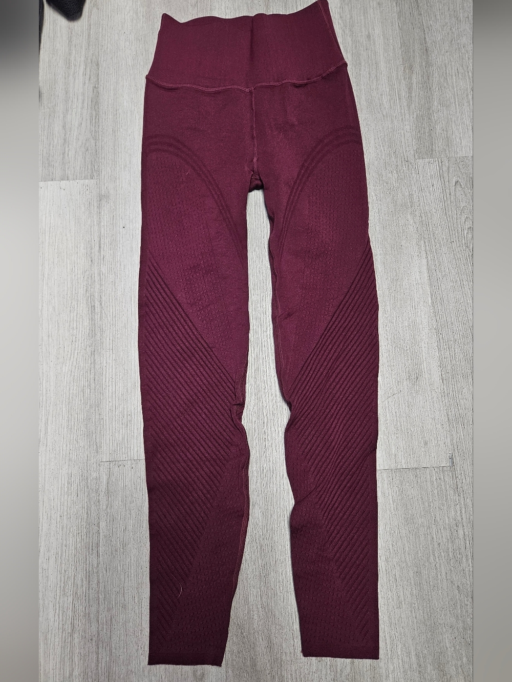 Fabletics SculptKnit High-Waist Leggings - Burgundy Mesh Panel XS